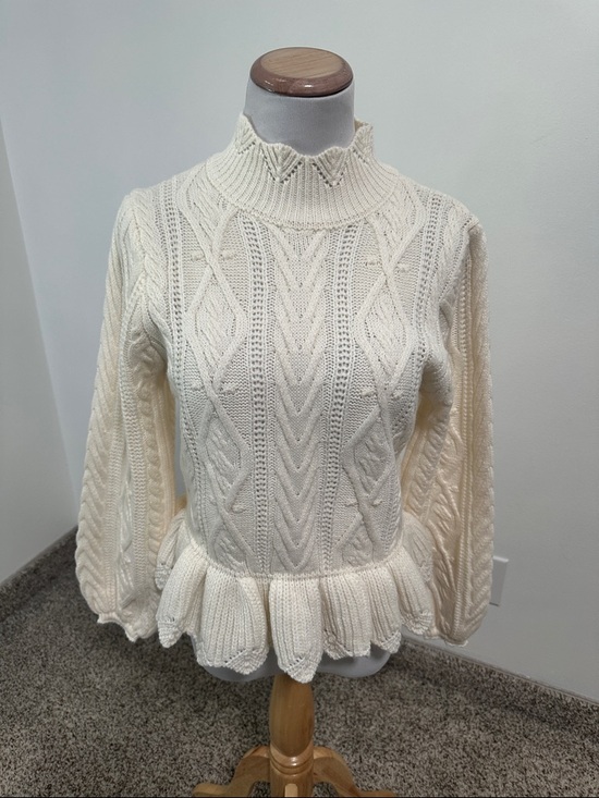 Strut & Bolt Sweaters - 🕯️ Strut & Bolt Peplum Sweater